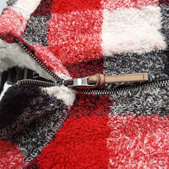 True Grit American Outdoor Co Sweater, Pullover, Zip Neck, Red&Black Check, NEW! - Picture 4 of 10